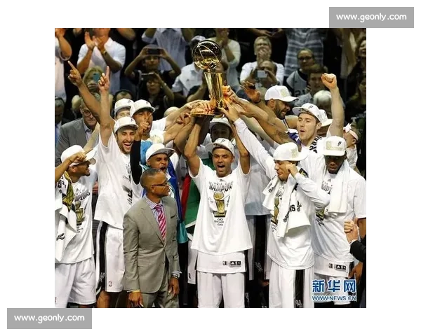 致敬2013年NBA总决赛热火对马刺经典对决攻防史诗与冠军归属的篮球记忆长卷
